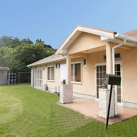 Ishigakijima Sunflower House Ishigaki  Екстериор снимка