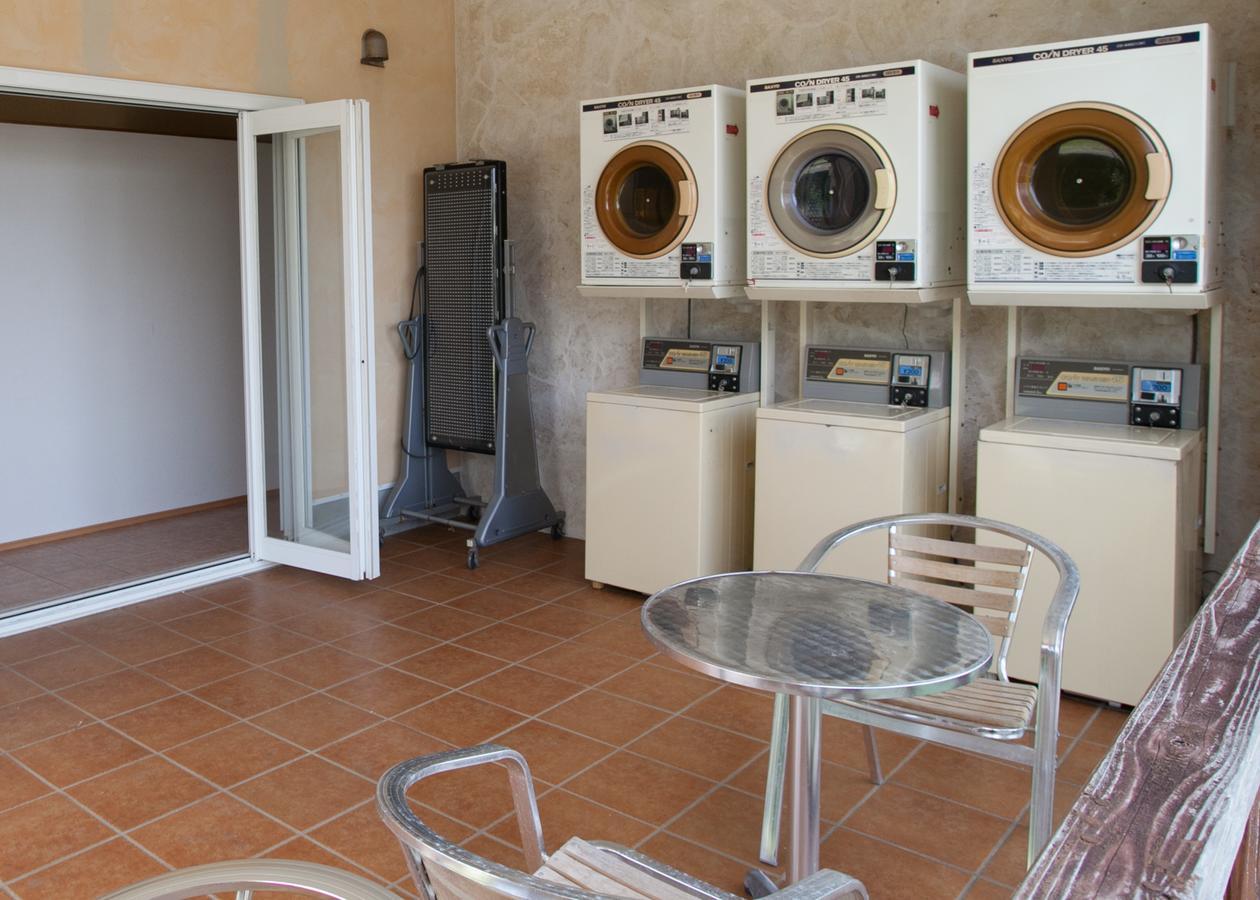 Ishigakijima Sunflower House Ishigaki  Екстериор снимка